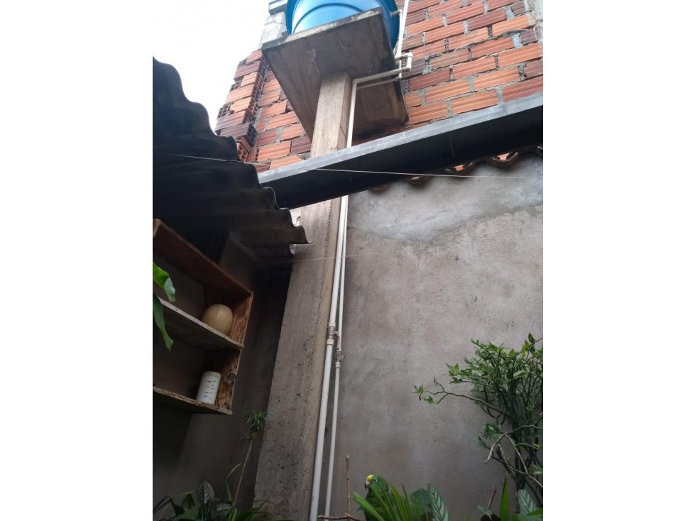 CASA CON TRES LOCALES EN VENTA EN SAN FRANCISCO BUCARAMANGA