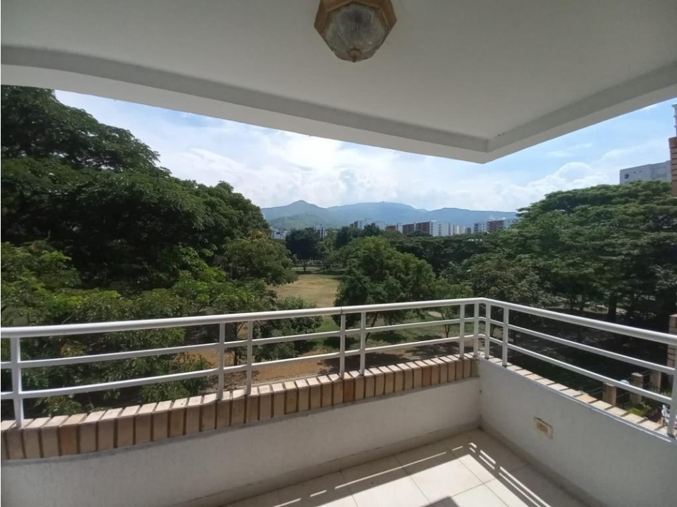 VENTA APARTAMENTO LA FLORA NORTE CALI