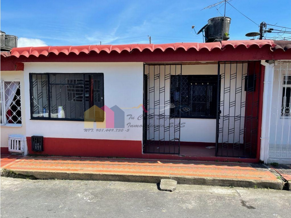 VENTA DE HERMOSA CASA UBICADA EN VILLAVICENCIO META