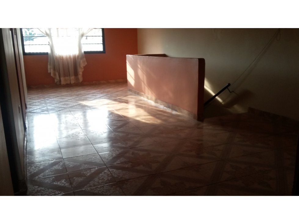 CASA DOS NIVELES INDEPENDIENTES MEJIA ROBLEDO PEREIRA