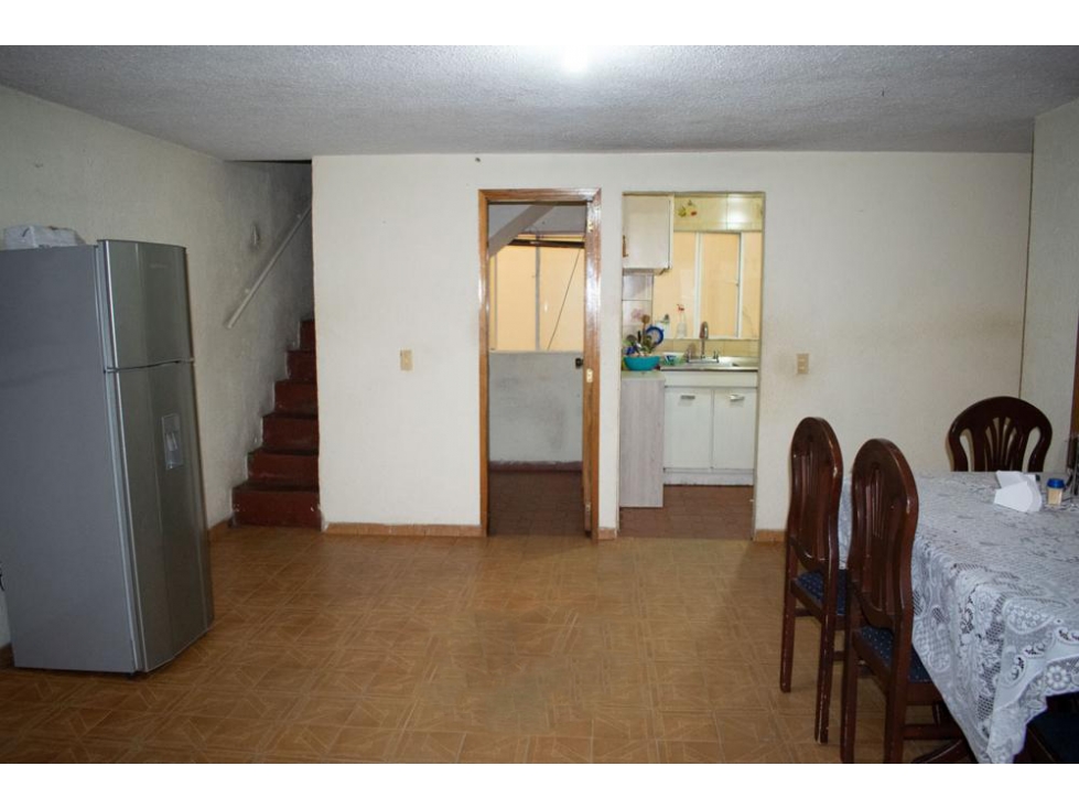 Vendo Casa 187 m2, 3 pisos en Patio Bonito, Bogota