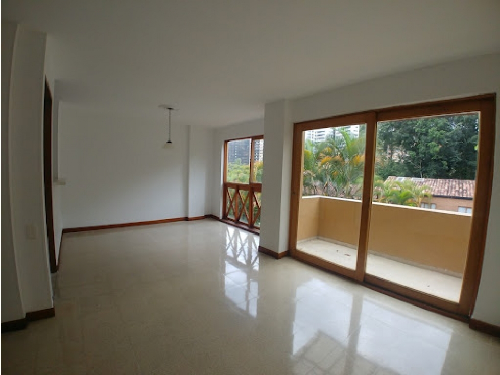 Apartamento en Venta en Envigado - Loma Del Escobero