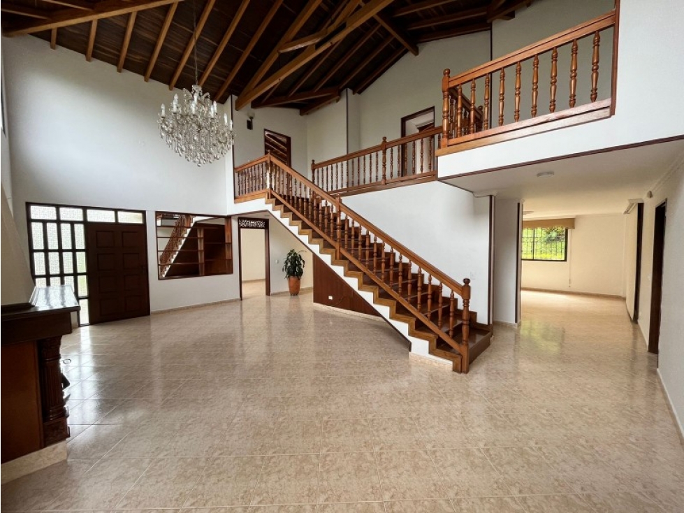 Casa Campestre para alquiler en Envigado - Las Brujas