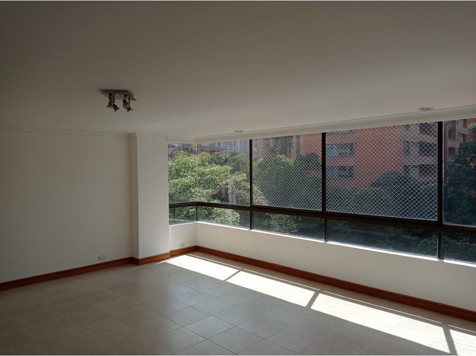 Apartamento en venta en Medellín - Poblado