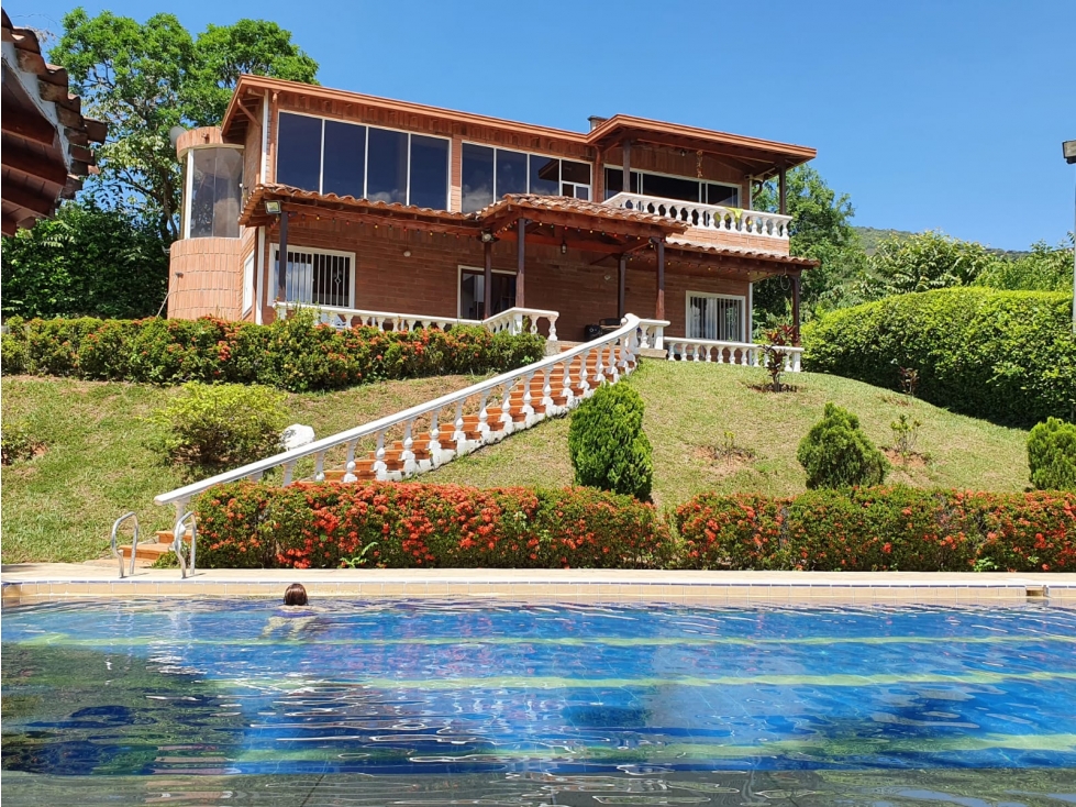 VENDO FINCA EN SAN JERONIMO