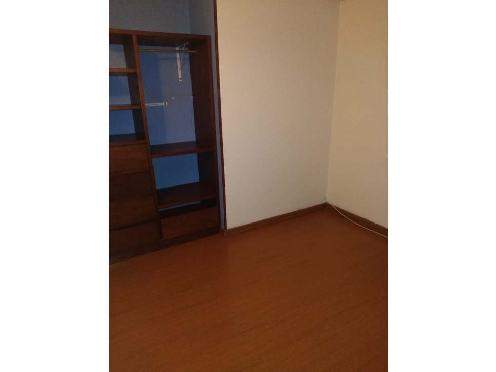 SE VENDE  BONITO  APARTAMENTO EN SUBA COMPARTIR