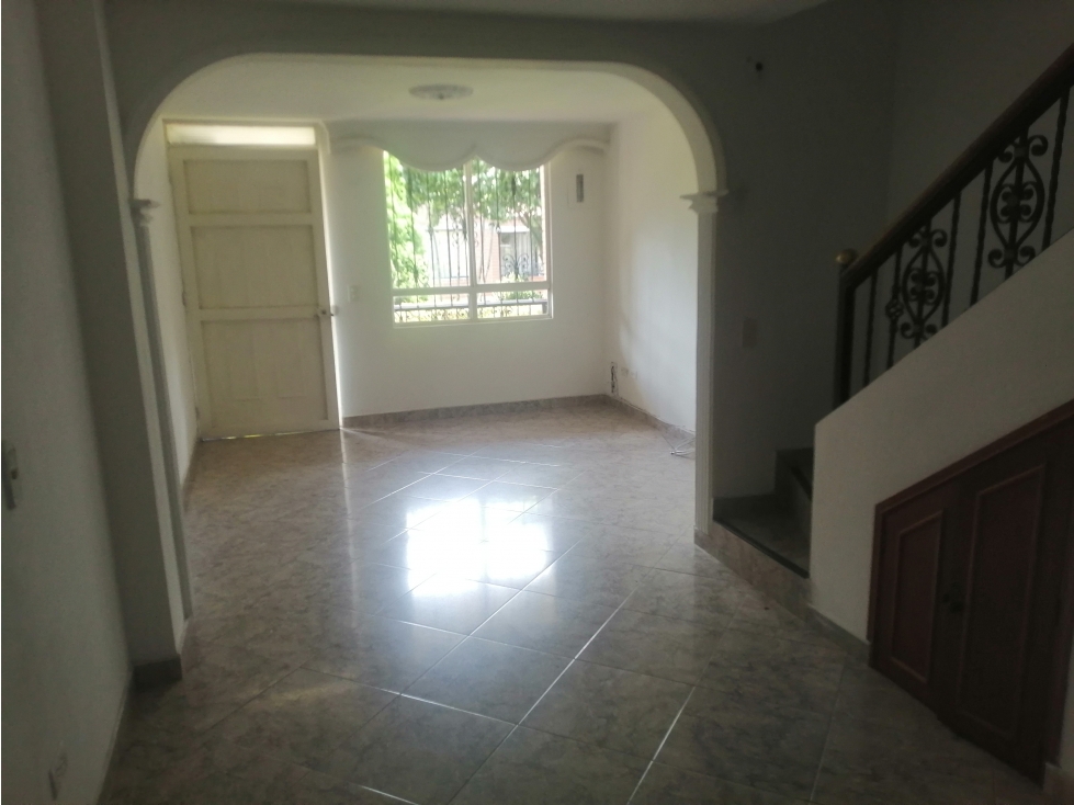 CASA EN VENTA SECTOR NIQUIA