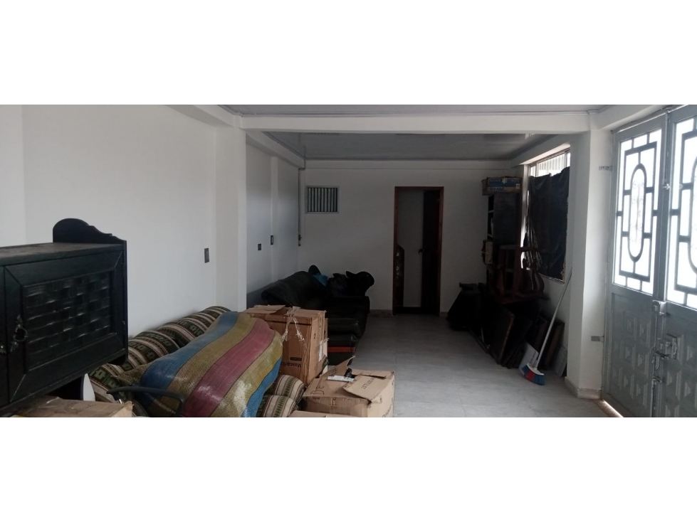 CASA ESQUINA RENTABLE NOGALES