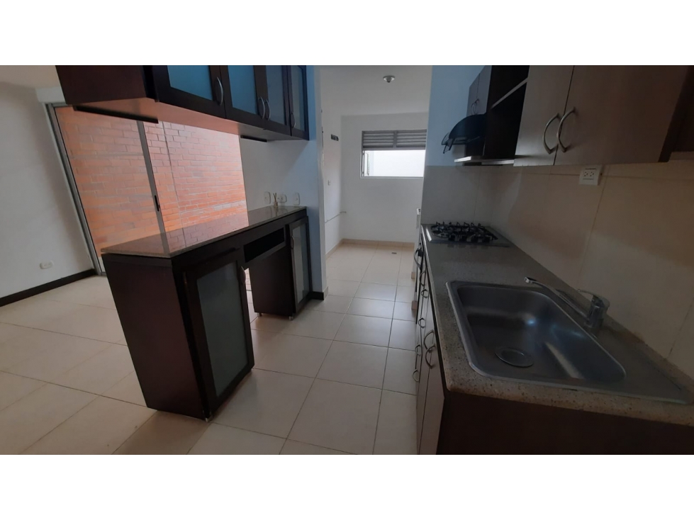 Venta de CASA en Envigado en la loma del Esmeraldal. UNIDAD COMPLETA