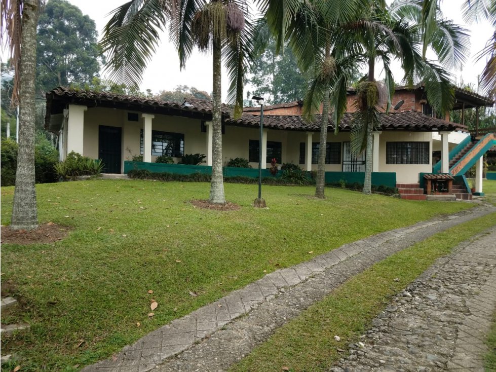 VENTA CASA LOTE BODEGA, LA TABLAZA