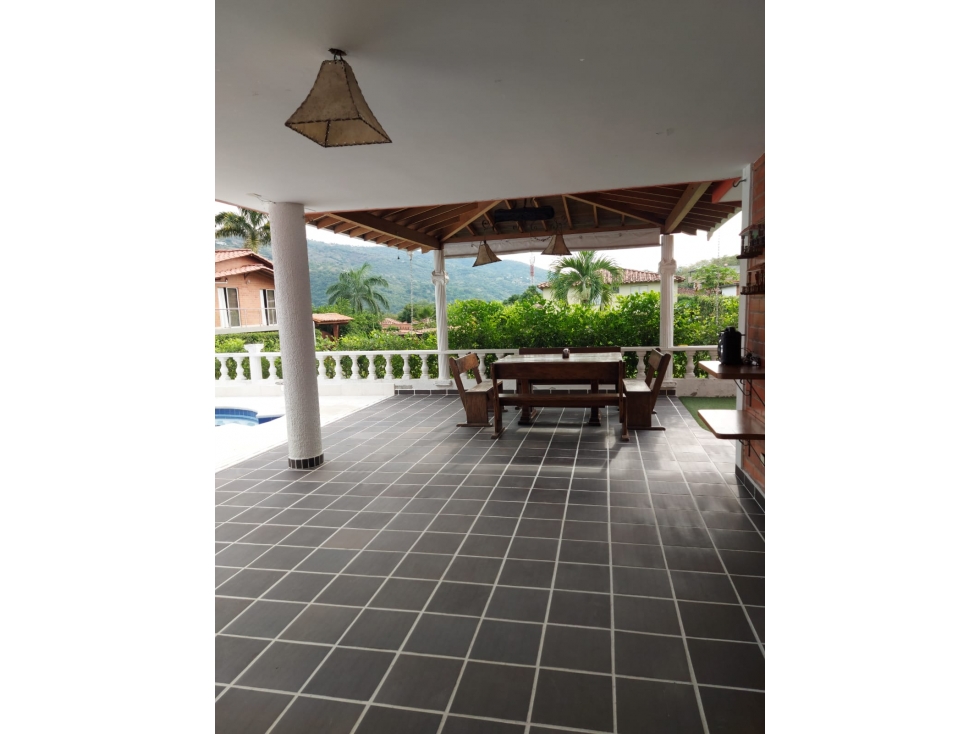 Venta CABAÑA EN CONDOMINIO SANTA CLARA San Jerónimo, Antioquia