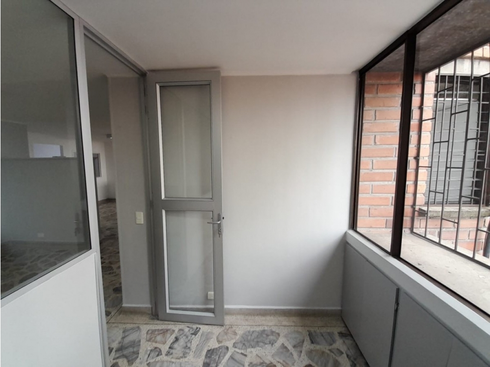 Consultorio en venta, centro.