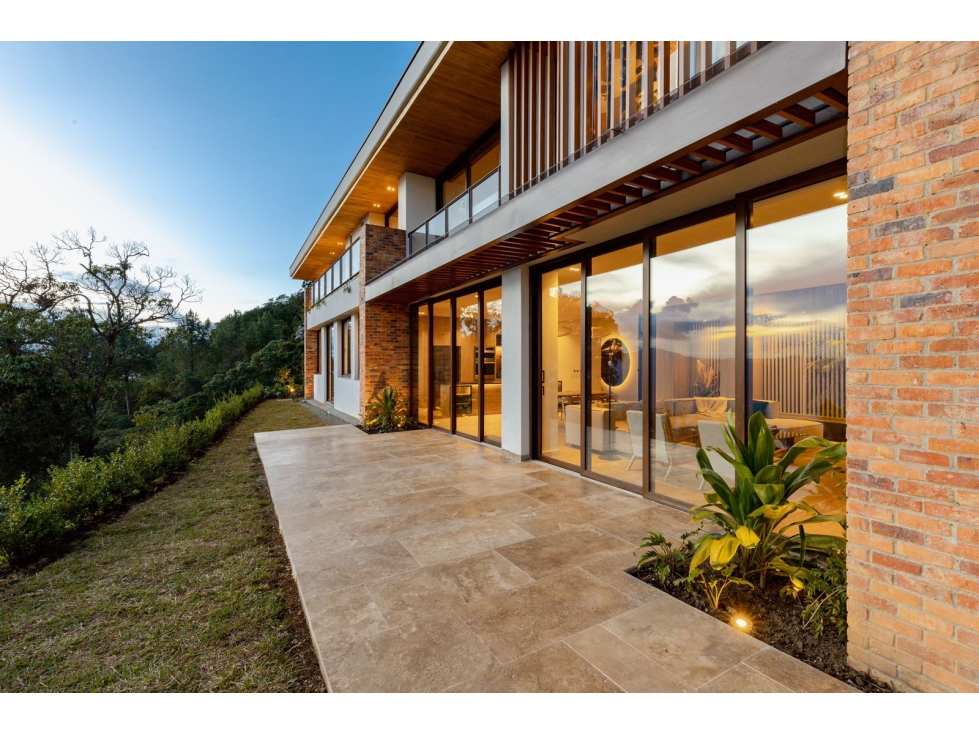 Casa en arriendo, El Poblado, Medellín