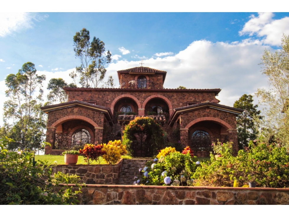 Hermosa Casa Estilo Toscano Villa Etruria - La Mesa de Los Santos