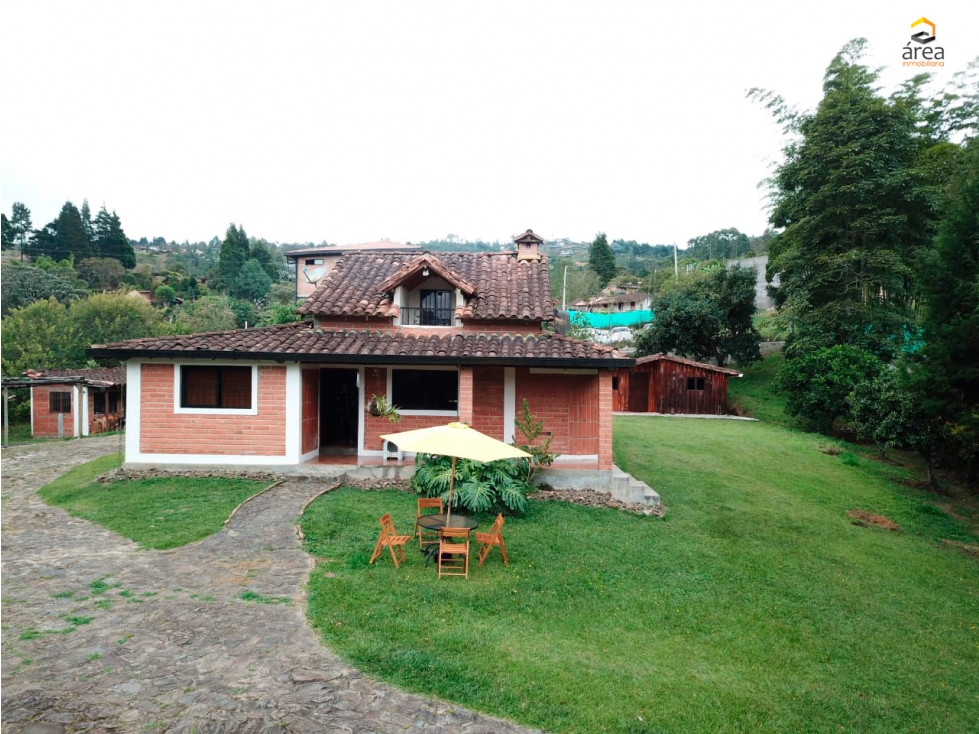 FINCA + CABAÑA  EN VENTA - VDA MONTAÑEZ - GUARNE ANTIOQUIA