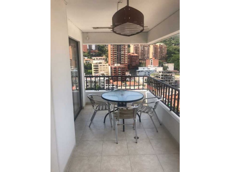 alquilo apartamento amoblado en el norte de cali barrio granada