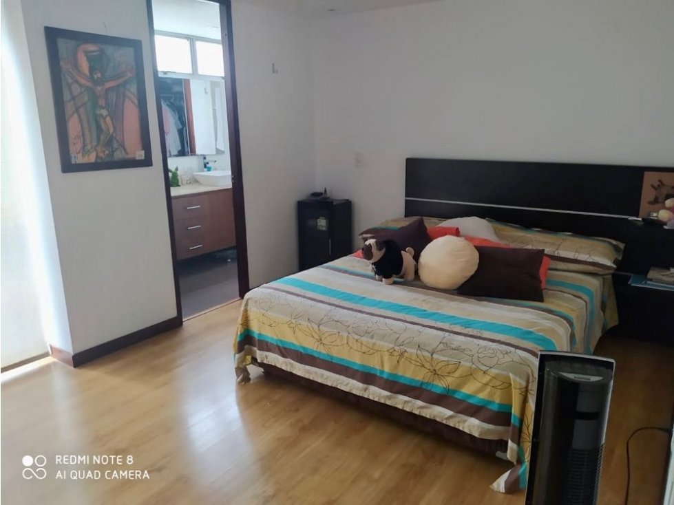 Amplio y moderno apartamento en Zuñiga, Envigado