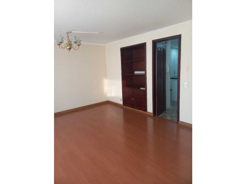 APARTAMENTO EN ARRIENDO  LA CAROLINA UNICENTRO BOGOTÁ