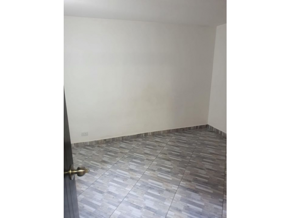 Apartamento En Venta De 47m2 En Robledo Pajarito