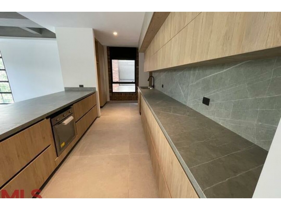 Apartamento en venta en El Diamante Nº 2, Medellín