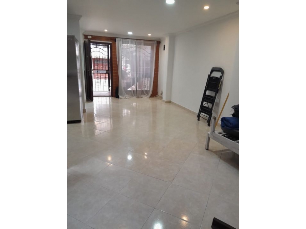 Apartamento Primer Piso Cabañitas 120m2