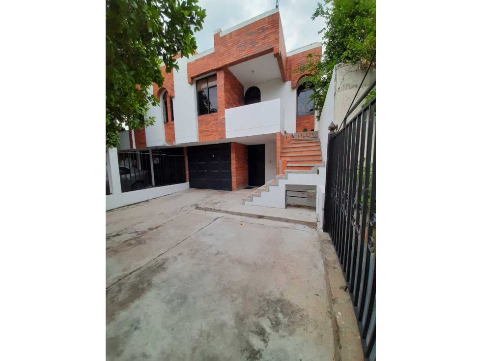 ARRIENDO APARTAMENTO AMOBLADO EN BARRIO CORTIJOS