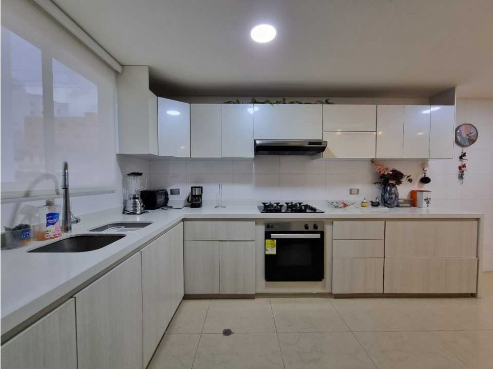 Arriendo Casa Amoblada. Altos del Limón. Barranquilla