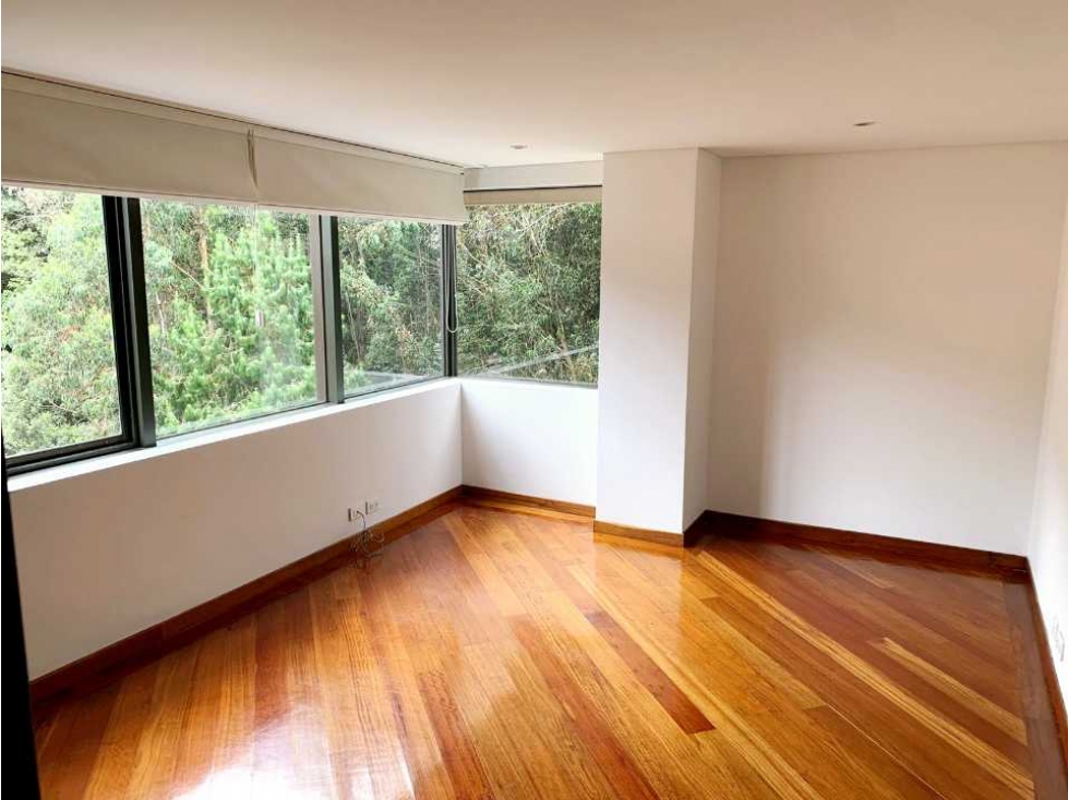 Vendo Apto. 268 m2 Chico Alto piso 11 Atractiva Cesión Leasing 8,2%