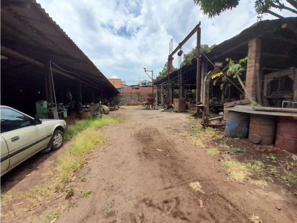 Barrio Obrero - Lote comercial o bodega en venta