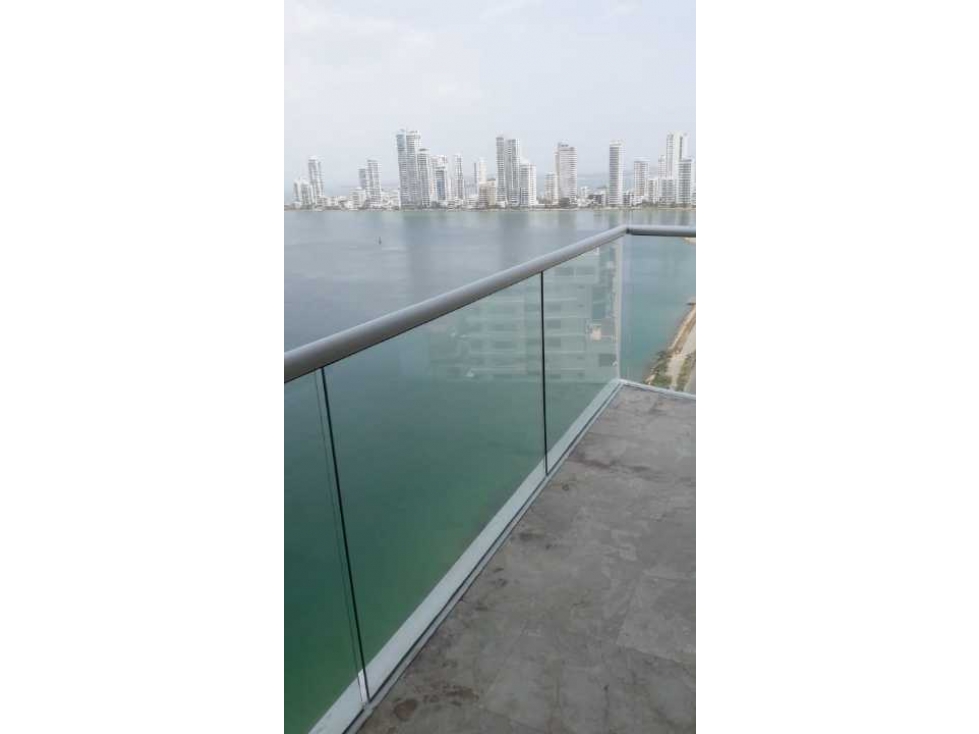 Bocagrande, 3 alcobas, 200 mt2. Venta en Cartagena