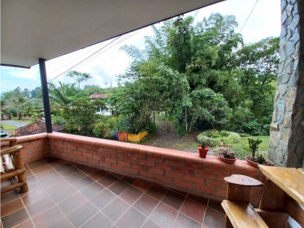 Casa campestre en venta en Pereira vía a Armenia  / COD: 5702448