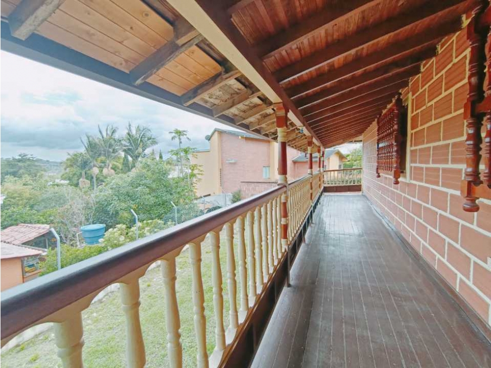 CASA CAMPRESTRE EN RENTA EN EL SANTUARIO