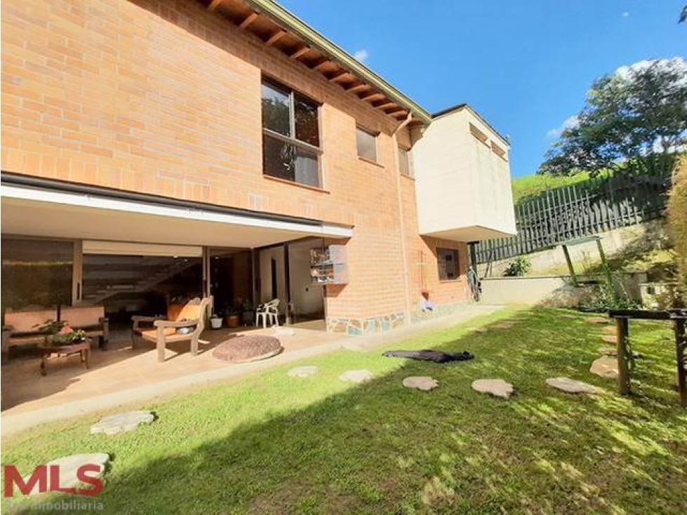 Casa en parcelación Sabaneta.(MLS#236889)