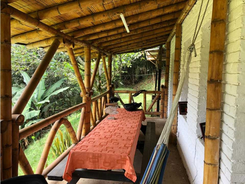 Casa en venta  en colinas de Miravalle - jamundi