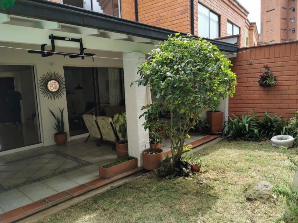 CASA EN VENTA EN ENVIGADO