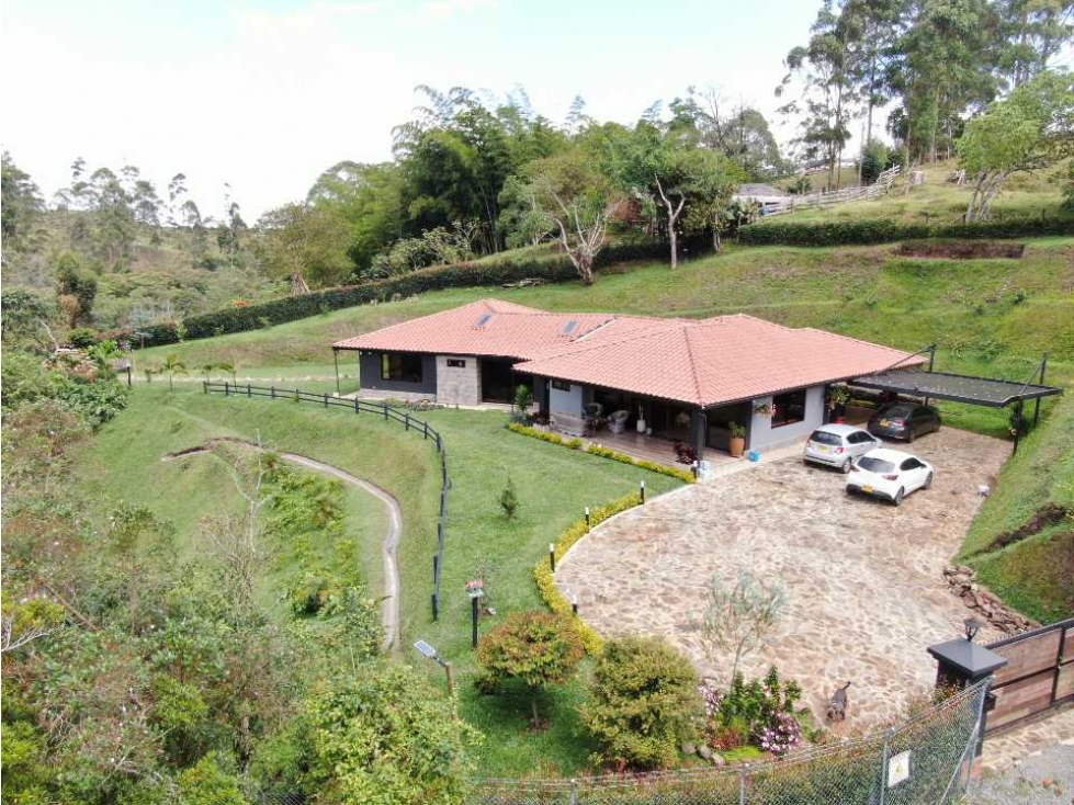 CASA FINCA EN VENTA RIONEGRO - ANTIOQUIA, SECTOR OJO DE AGUA