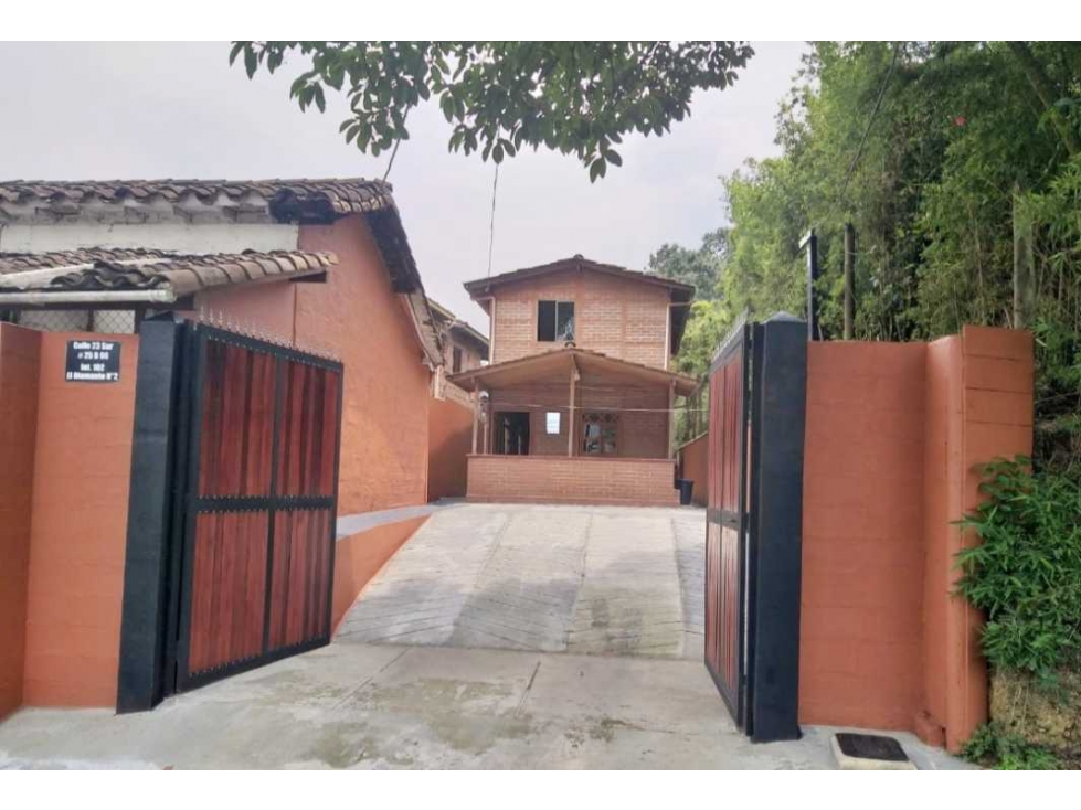 CASA INDEPENDIENTE PARA LA VENTA ENVIGADO SECTOR ZUÑIGA