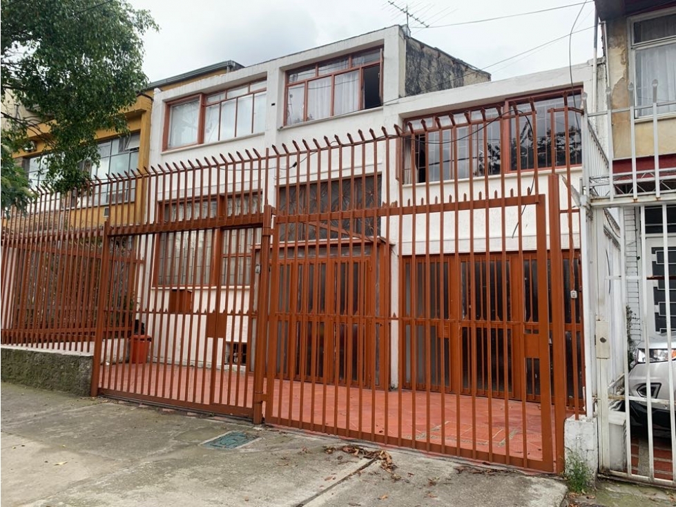 Casa venta En el campin