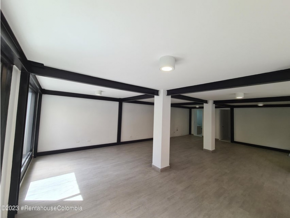 Comercial en  Santa Ana Occidental RAH CO: 24-744