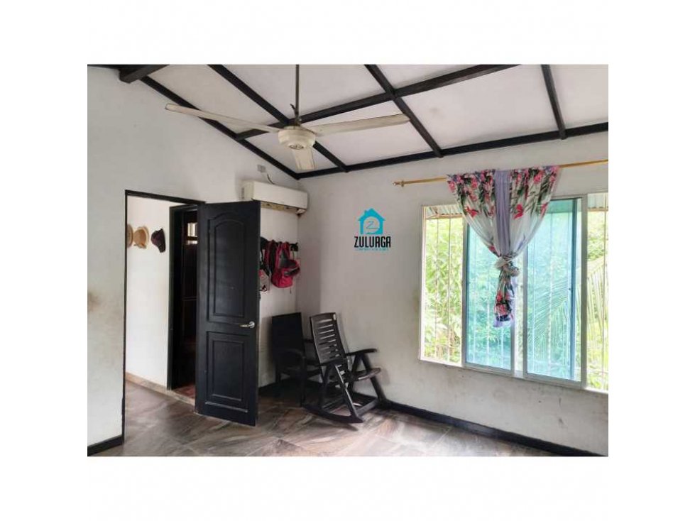 En Venta Casa en Cicuco Bolívar, 3 niveles, excelente ubicación