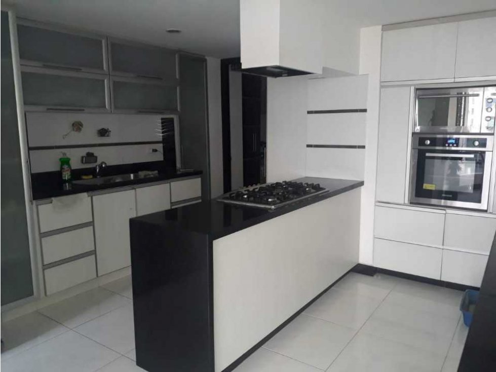 PENTHOUSE EN VENTA, Pinares, Pereira, Colombia.