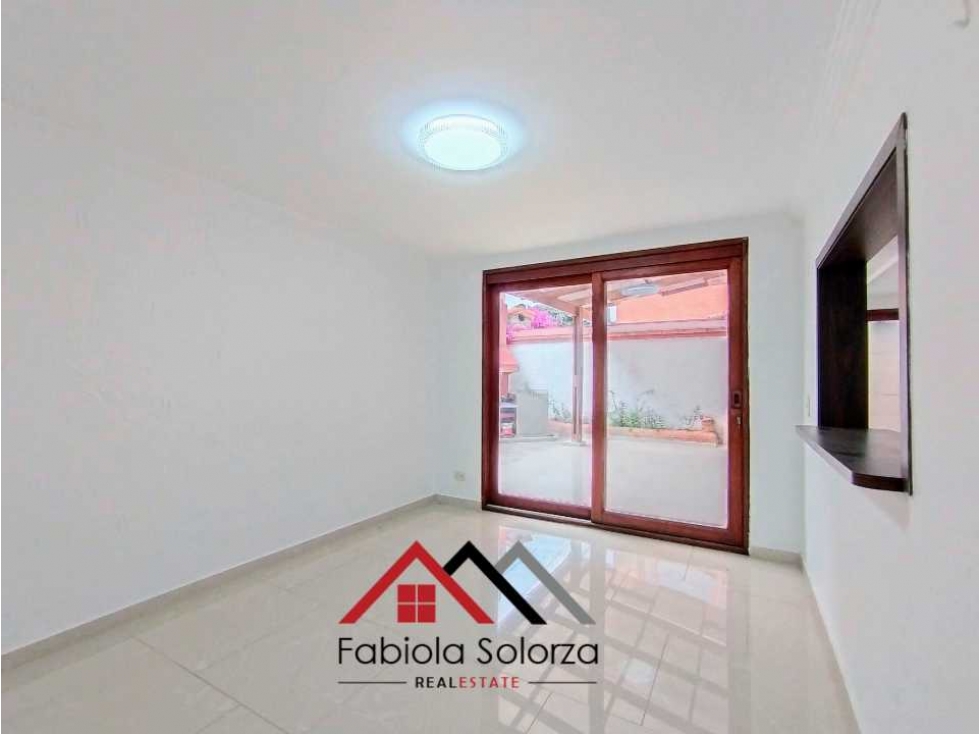 EXCLUSIVA CASA EN VENTA REMODELADA EN CHÍA