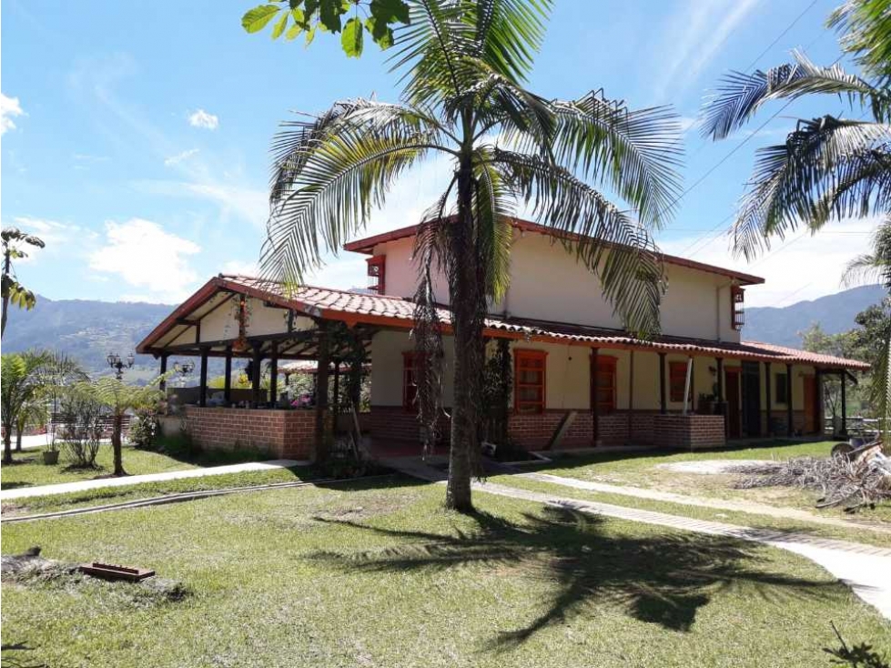 Casa campestre en venta Envigado el Capiro