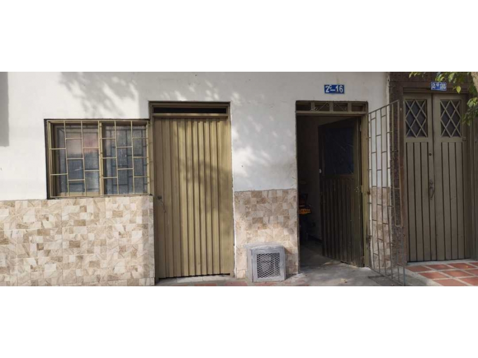 Se vende casa en el barrio Jorge isaac con dos apto estudios (j.s)