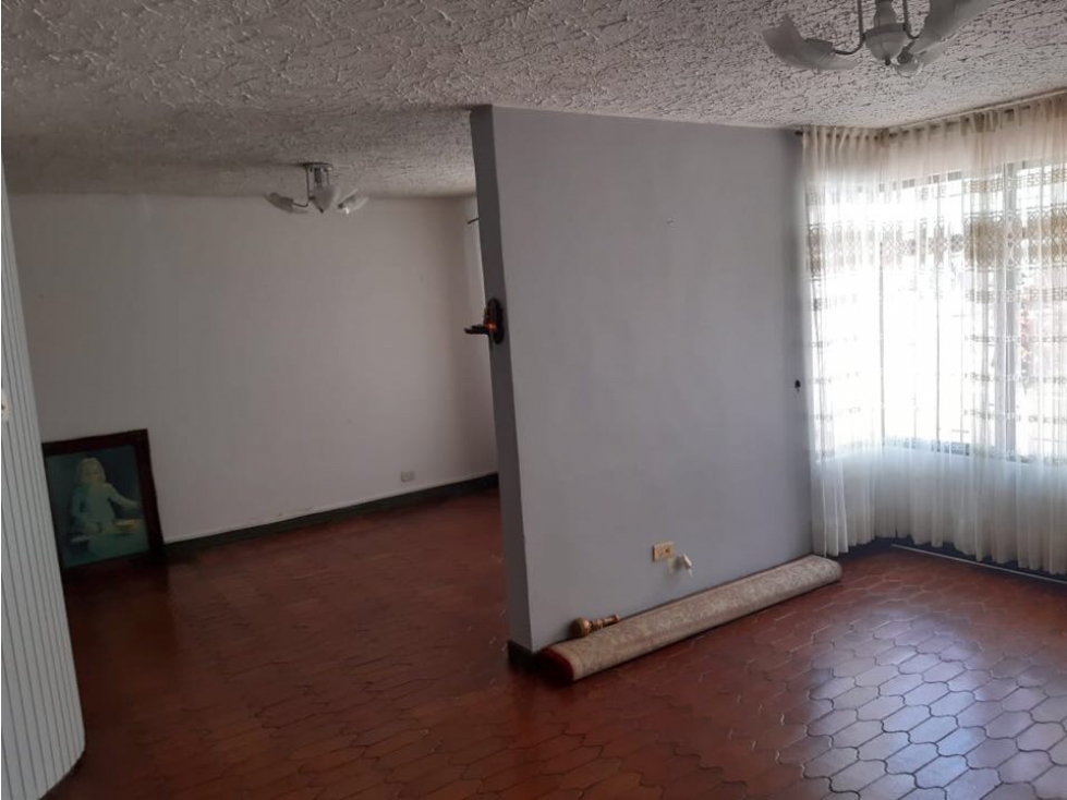 Se Vende Casa, Pereira, Maraya