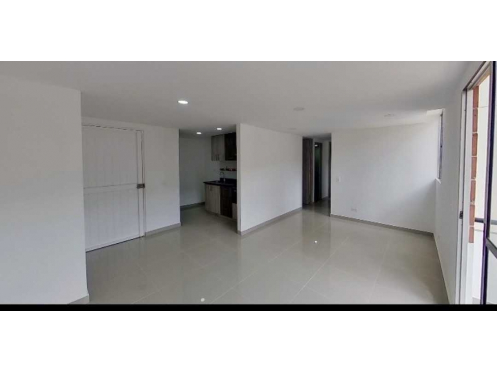 VENDÓ APARTAMENTO VIA  MACHADO COPACABANA CON PARQUEADERO PRIVADO