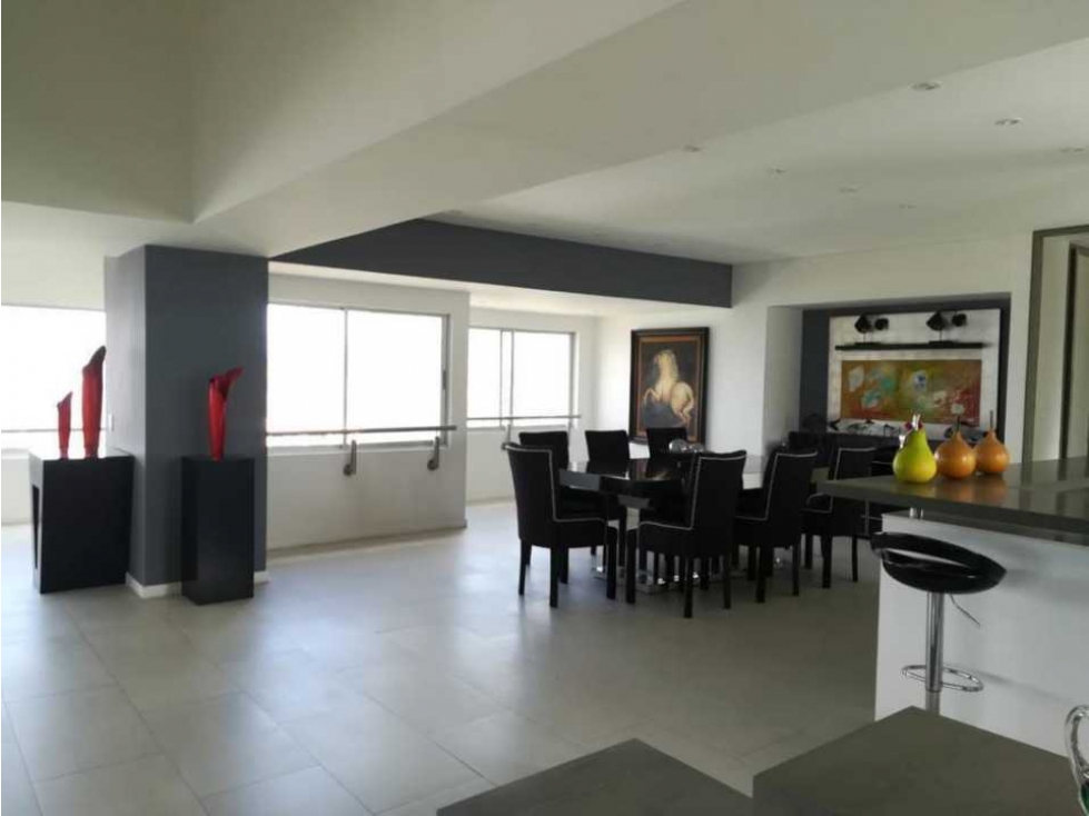 Vendo penthouse en el poblado sector san lucas