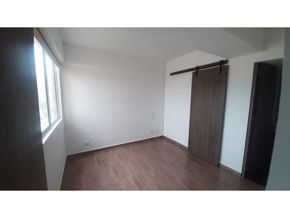 VENDO APARTAMENTO 2 PISO A ESTRENAR EN ENVIGADO BARRIO LA PAZ