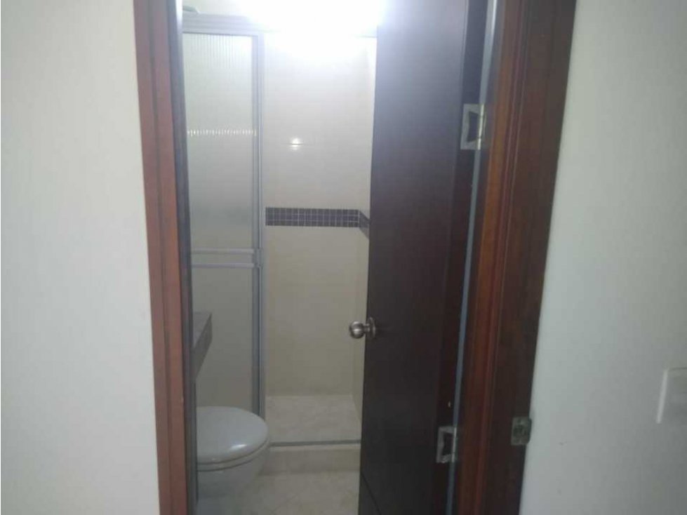 vendo apartamento en el sur de cali barrio melendez unidad cerrada