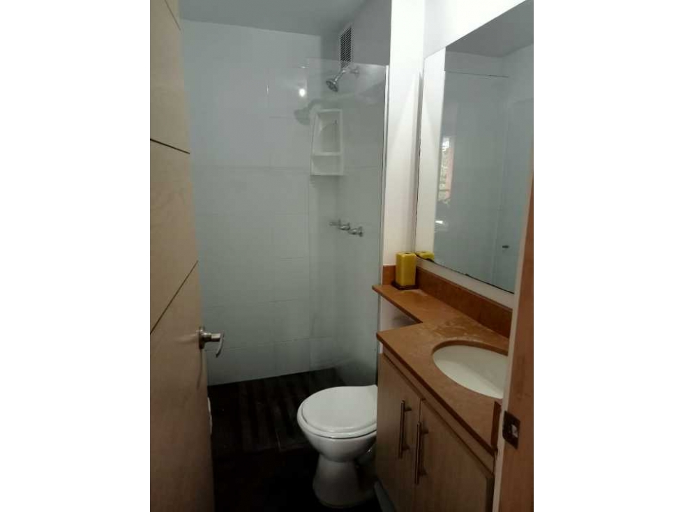 VENDO APARTAMENTO EN SABANETA AVES MARIA PARTE BAJA